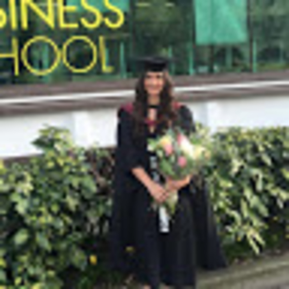 Meet your Posher, Haley